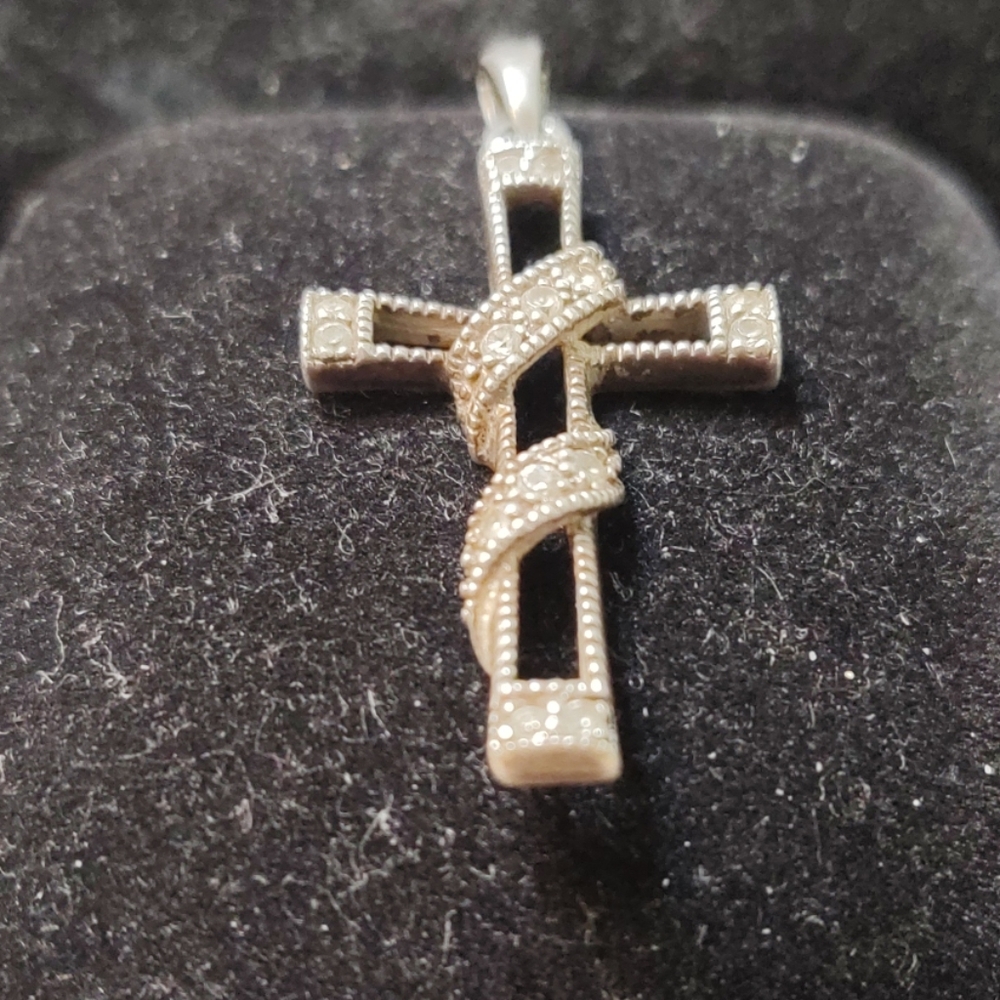 Sterling Silver Cross Pendant